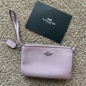 Coach - wristband wallet- color lilac